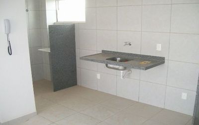 Apartamento localizado em Emaús