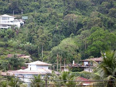 Terreno em declive com vista maravilhosa a venda em Angra dos Reis