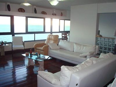 Apartamento com vista mar a venda em Salvador, Ondina Apart Hotel