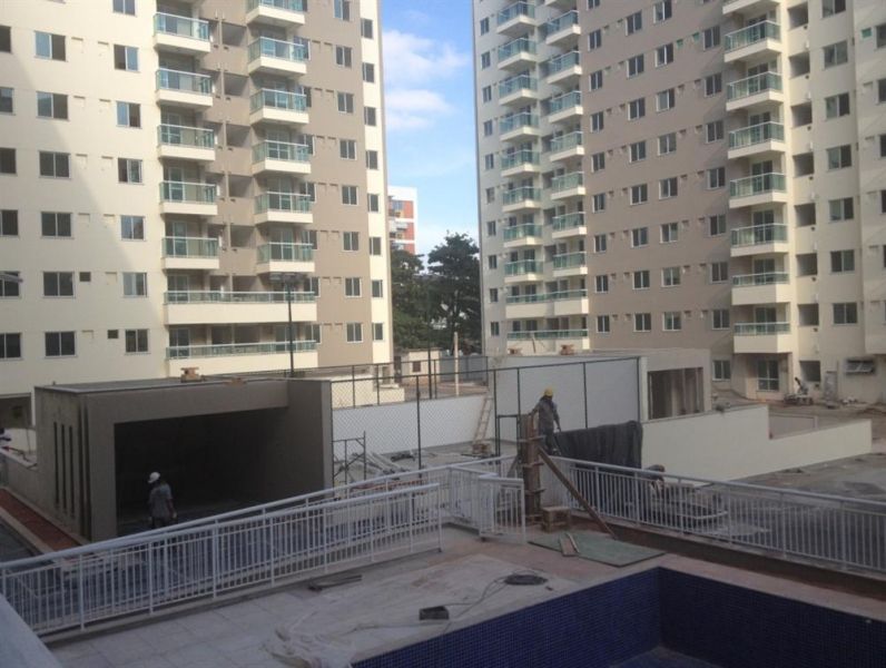  Apartamento na Penha, 02 quartos (suíte) e vaga na garagem. 