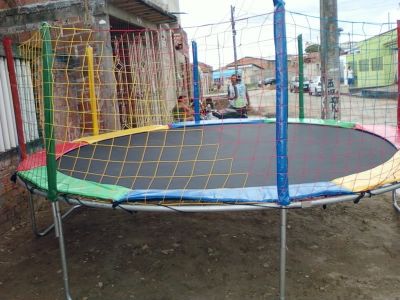 A Mania KiDS-Locação de brinquedos e a solução da sua festa!!!