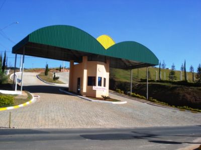 Condomínio fechado em Monte Alegre do Sul.   