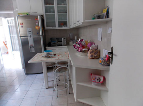 Mmi 524,Lindo Sobrado 03 Dorms, 01 Suite, 170m² A.U. 02 vagas R$ 800.000