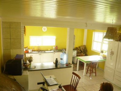 Vendo 3 Casas em pequeno Sitio