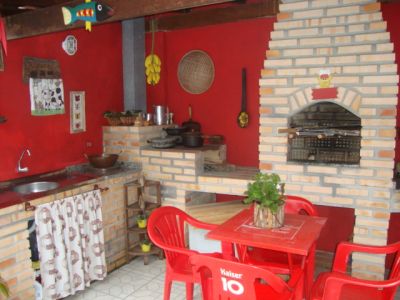 Residencia Terrea de 03 Dormitórios(suite com closet)02 vagas cobertas