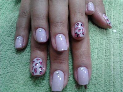Curso de Unhas Artísticas, Porcelanas....
