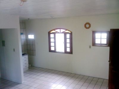 Linda casa entre mar, lagoas e montanhas em FLORIPA