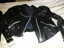 Jaqueta de couro.
