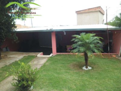 Linda casa de 2 quartos