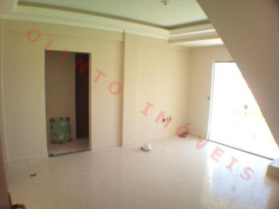 Olinto Imóveis vende Cobertura 3 qts no Jardim Mariléa em Rio das Ostras