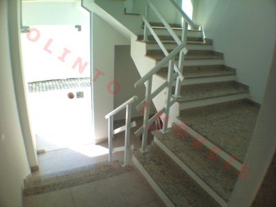 Olinto Imóveis vende Apartamento Padrão 2 qts no Ouro Verde em Rio das Ostras