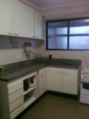 Apartamento de 2 Dormitórios em Santos 