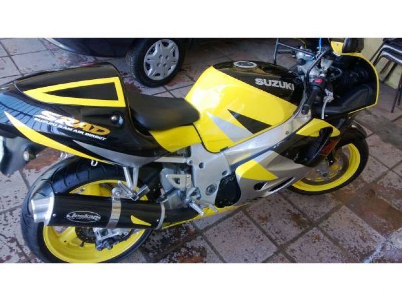 Suzuki gsx / r srad 750 troco 