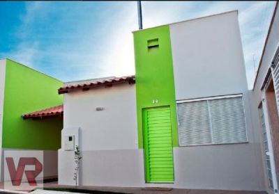 Vendo casas em condominio fechado no Bairro Jardim Das Palmeiras 2    99.800