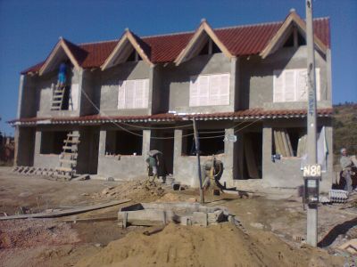 Sobrado 2 suítes com espera para sótão zona sul porto alegre