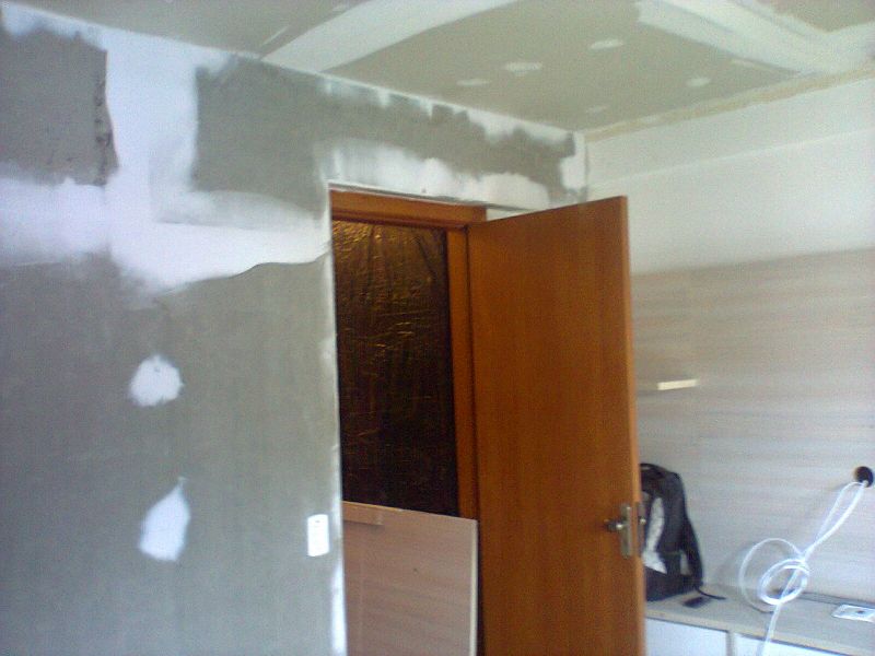 Gesso cartonado cria novos ambientes. 