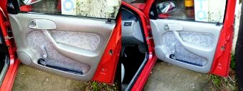 Limpeza e Revitalização do Interior Automotivo