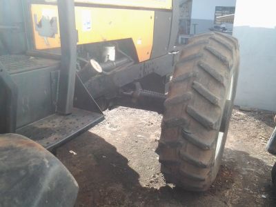 TRATOR VALTRA 1580 4X4 ANO 2003 REVISADO