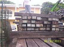 dormentes de madeira