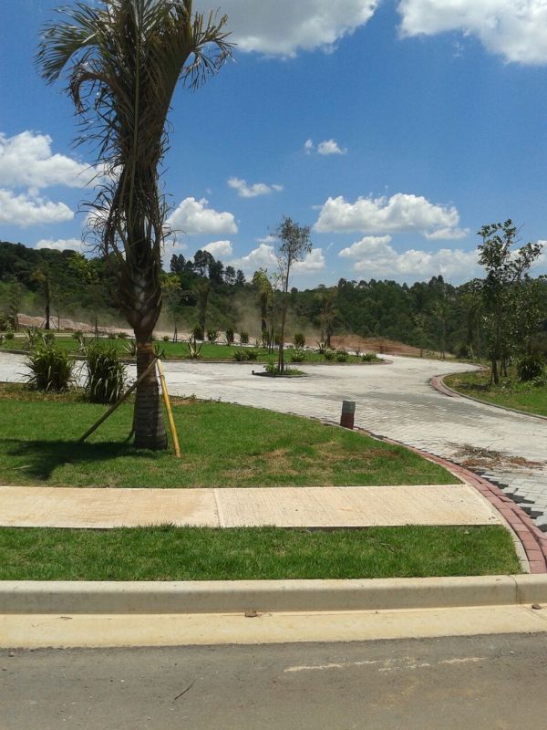 LOTES - Bairro Planejado  a 4 km de ALPHAVILLE