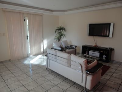 Belíssima casa próximo ao canal em Guarapari Es