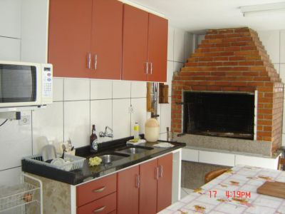 sobrado em matinhos para temporada preço especial até 13/02