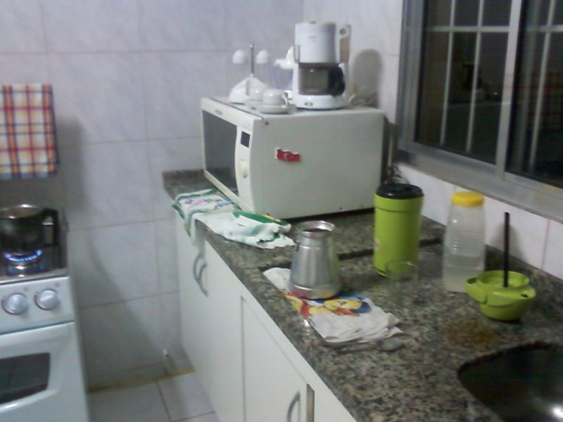 Vaga em Hospedaria para Rapazes Próximo Metro Santa Cruz