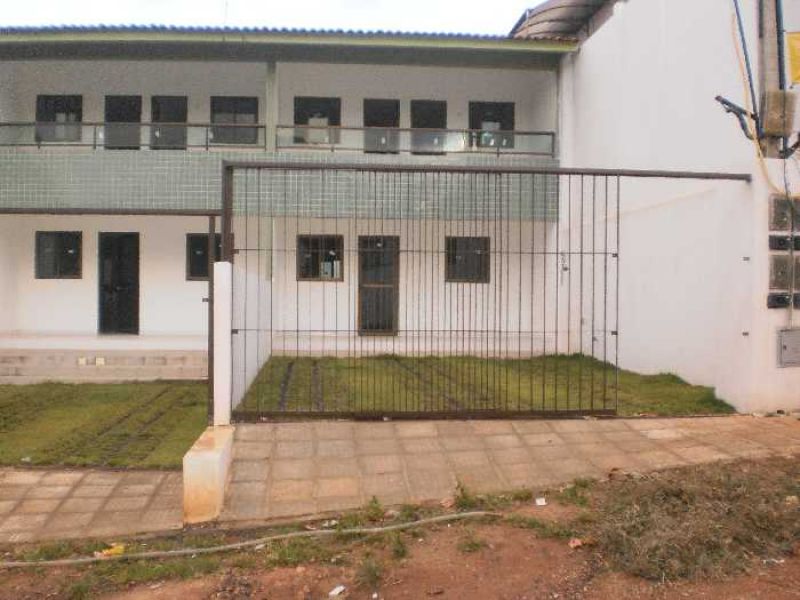 Casa Duplex 4 quartos suite 2 vagas nos Bultrins