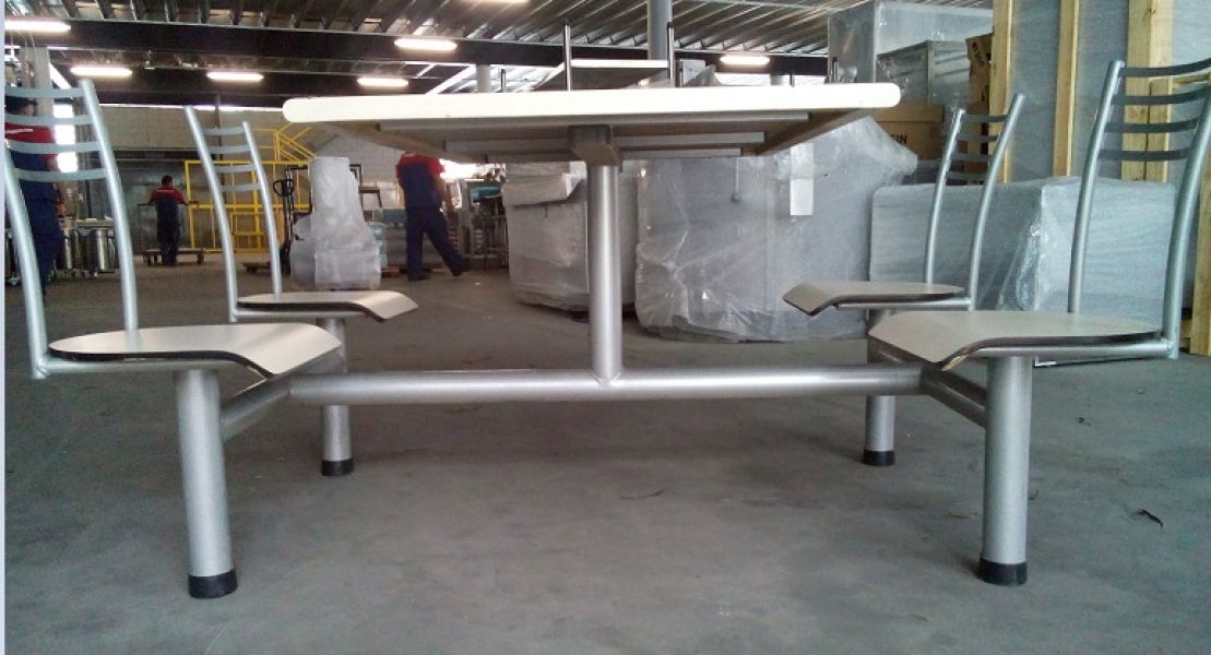 Conjunto Acoplado Mesa com 04 lugares