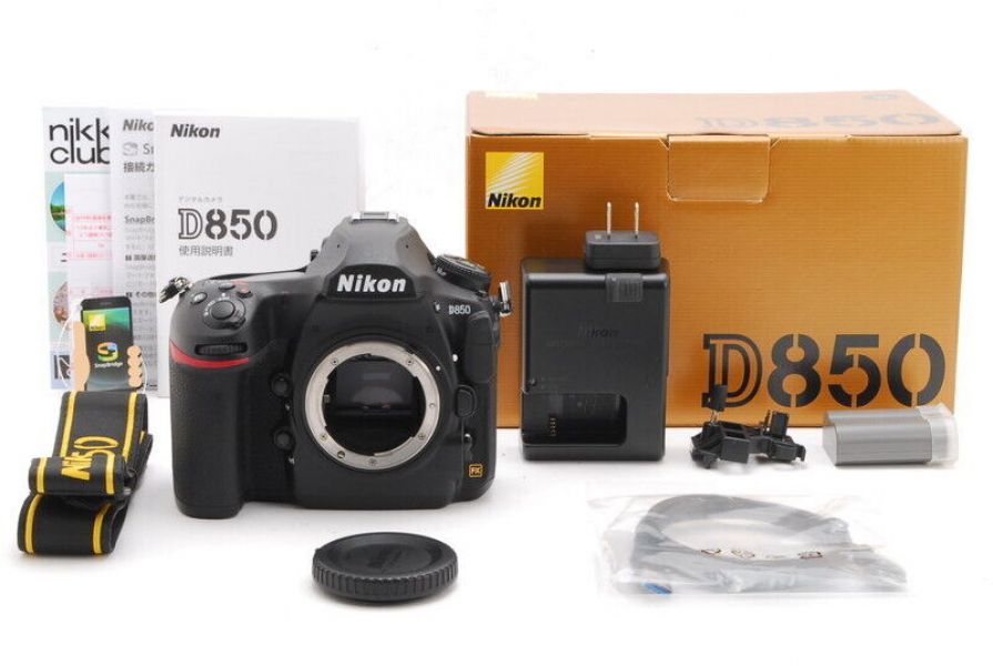 Vendendo câmera digital SLR Nikon D850 45.7MP