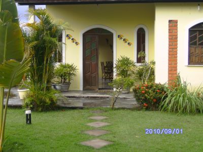 Casa para temporada e finais de semana 3/4 mobiliado a 0 3 minutos da praia