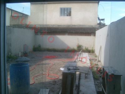 Olinto Imóveis vende Duplex 3 qts no Ouro Verde em Rio das Ostras