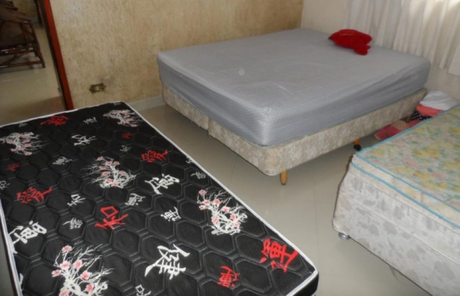 Cód. M019 Casa com churrasqueira garagem p/ 2 carros próx. ao mar