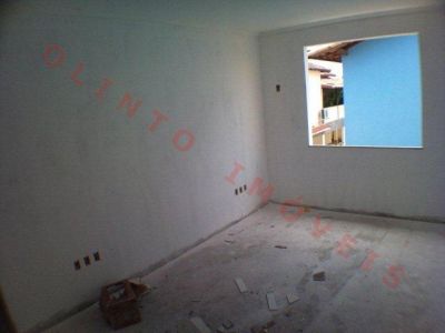 Olinto Imóveis vende Duplex 3 qts no Jardim Mariléa em Rio das Ostras