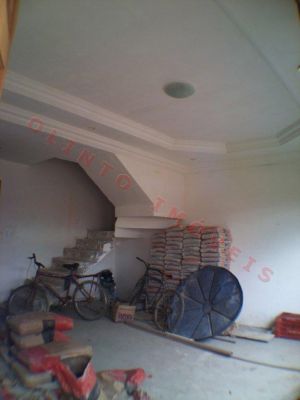 Olinto Imóveis vende Duplex 2 qts no Village em Rio das Ostras