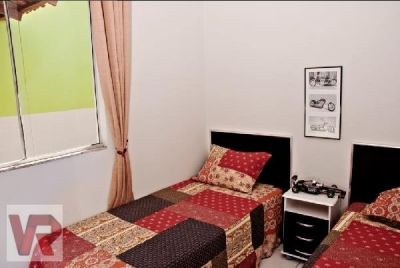 Vendo casas em condominio fechado no bairro Jardim Das Palmeiras 2   99.800