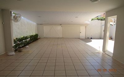 Excelente Casa para Alugar em Lagoa Nova