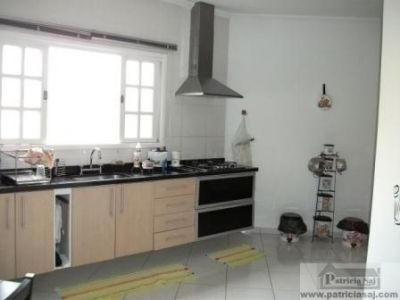 Ótima localização  -  Aceita financiamento