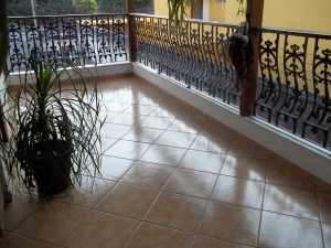 Casa duplex de 3 quartos, aceitando financiamento.