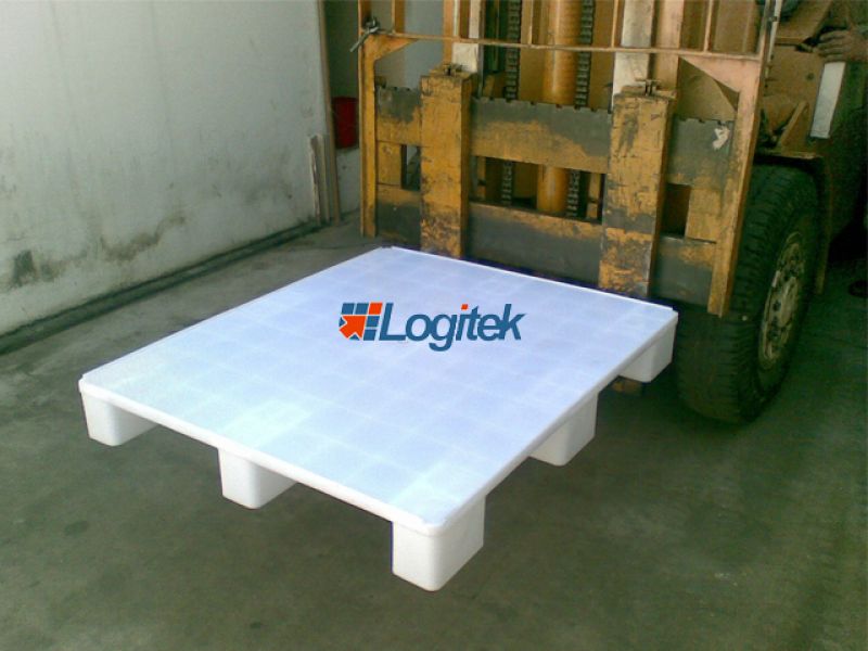 Logitek: caixas, pallets, estrados, lixeiras, contentores, racks, bandejas, estantes
