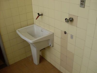 IM084-01A Apto de 02 qtos em Nova Iguaçu