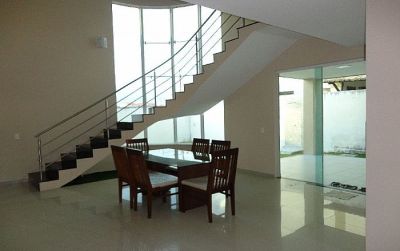 Belíssima Casa no Parque do Jiqui