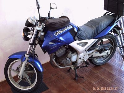 Honda  Twister 250 2002  X   Auto