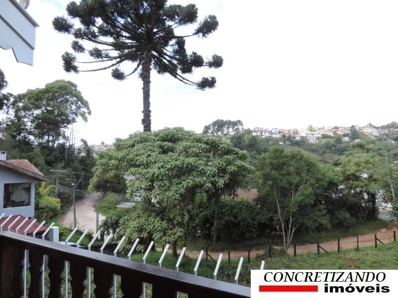 Casa em Campos do Jordão na Vila Claudia.