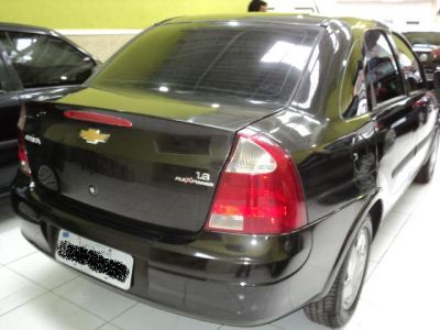 CORSA SEDAN 1.8  2007  R$ 25.900