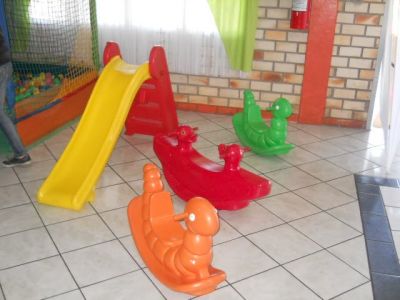 LOCAÇOES  MESAS  CADEIRAS