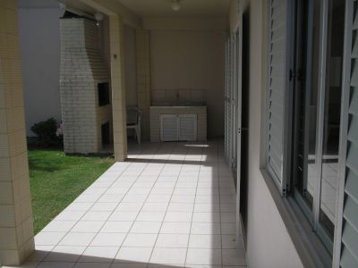 CASA FRENTE AO MAR - Praia dos Ingleses.