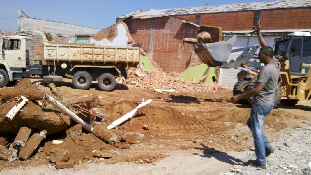 Demolidora vieira 11 25672301