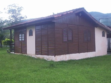 CACHOEIRAS DE MACACÚ SITIOS A VENDA CAETANO IMOVEIS