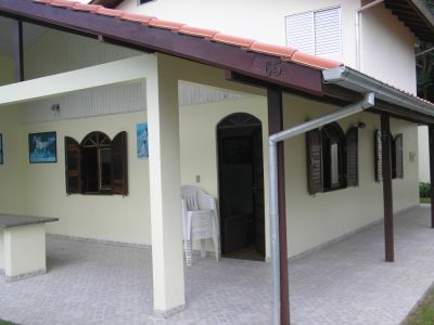 CASA PARA 20 PESSOAS